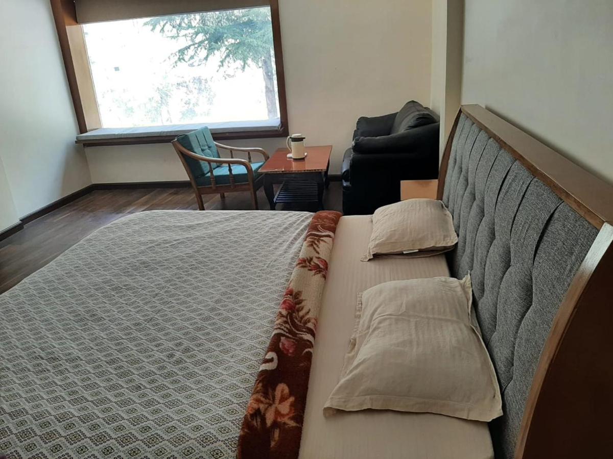 The Alpine Guest House Kasol Esterno foto